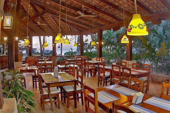 El Oasis Bar & Restaurant